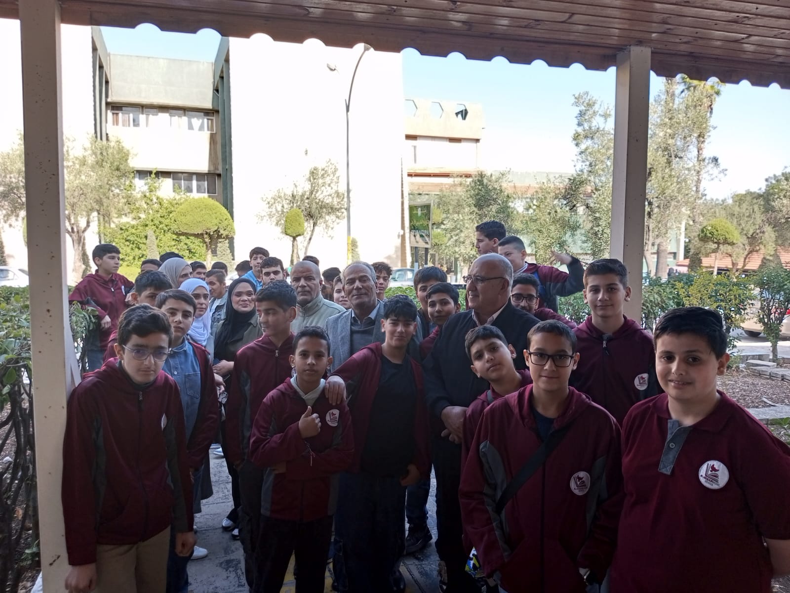 زيارة روضة ومدارس صقور الاردن التربوية