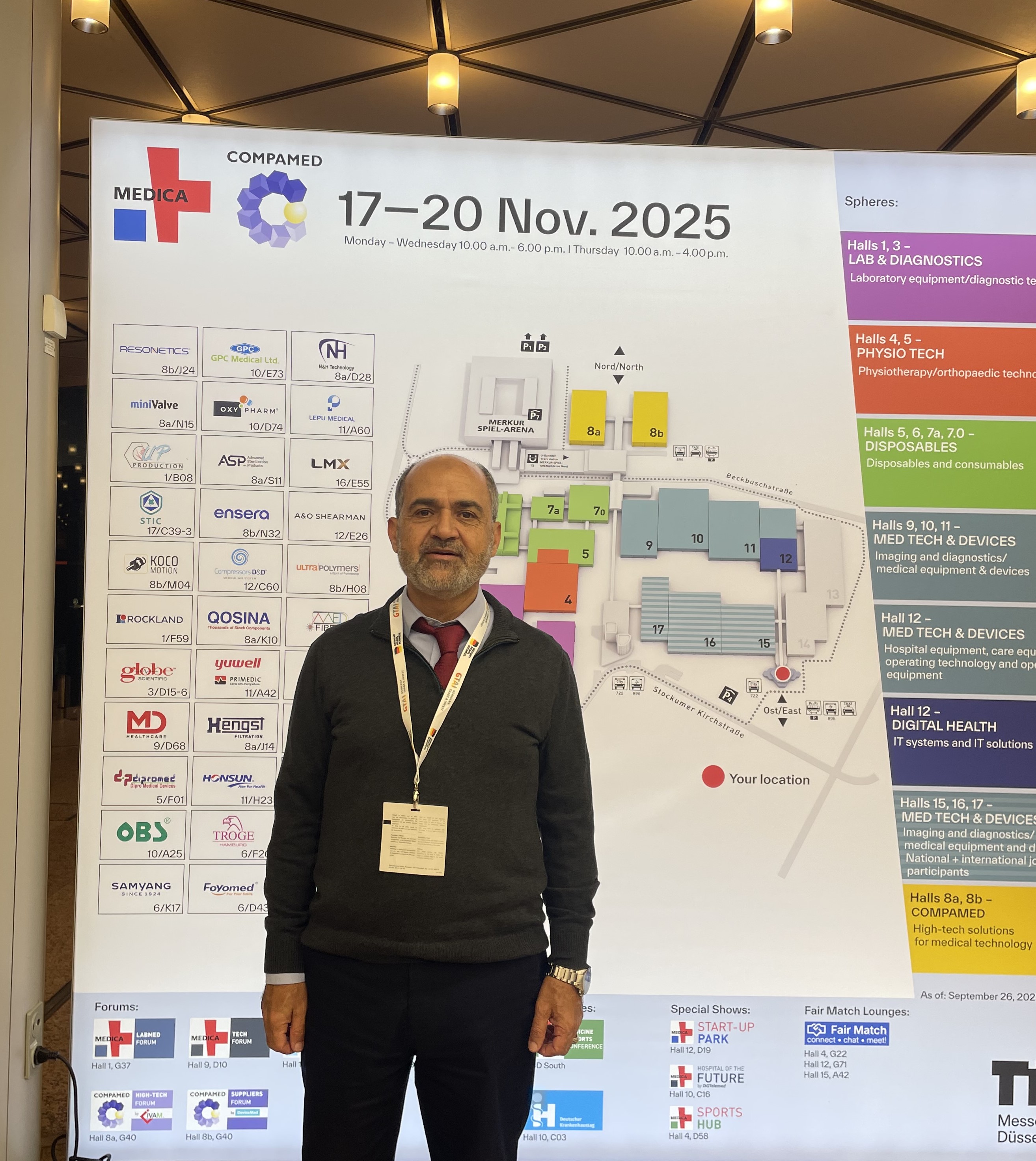 مشاركة البروفيسور القاعود في مؤتمر ميديكا و كومبامد 2025