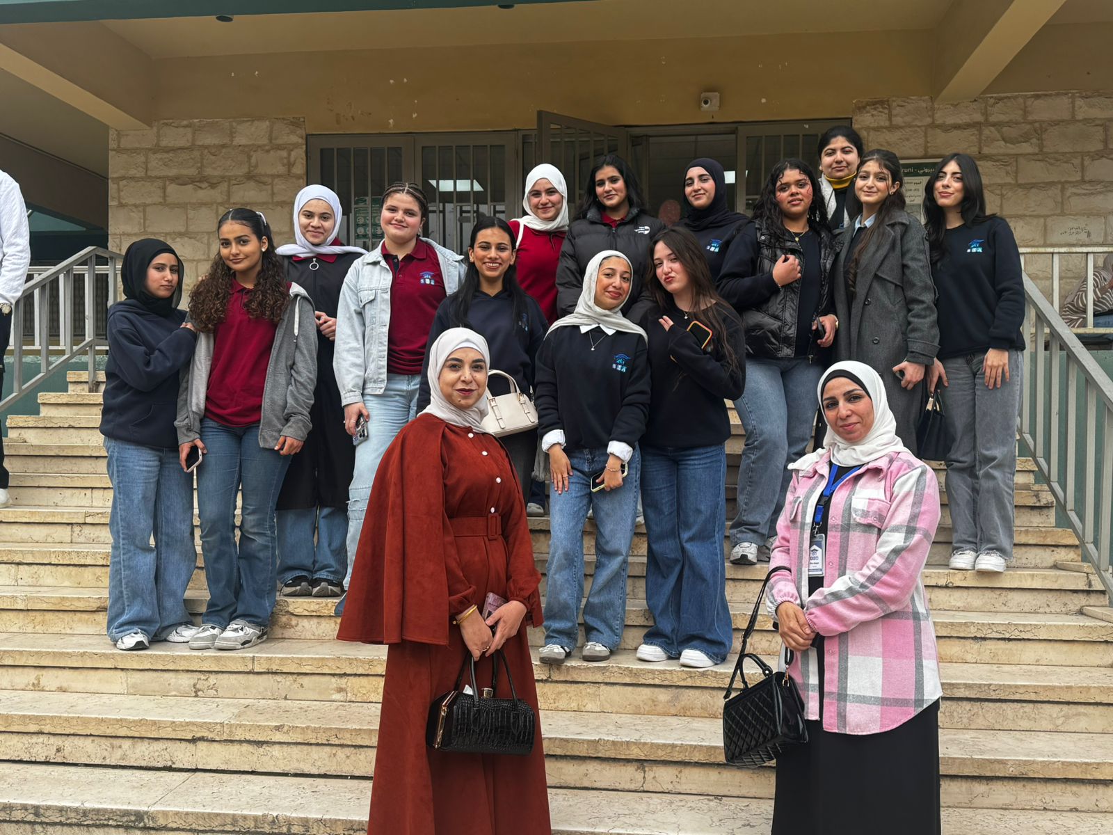 زيارة أكاديمية القمة الدولية